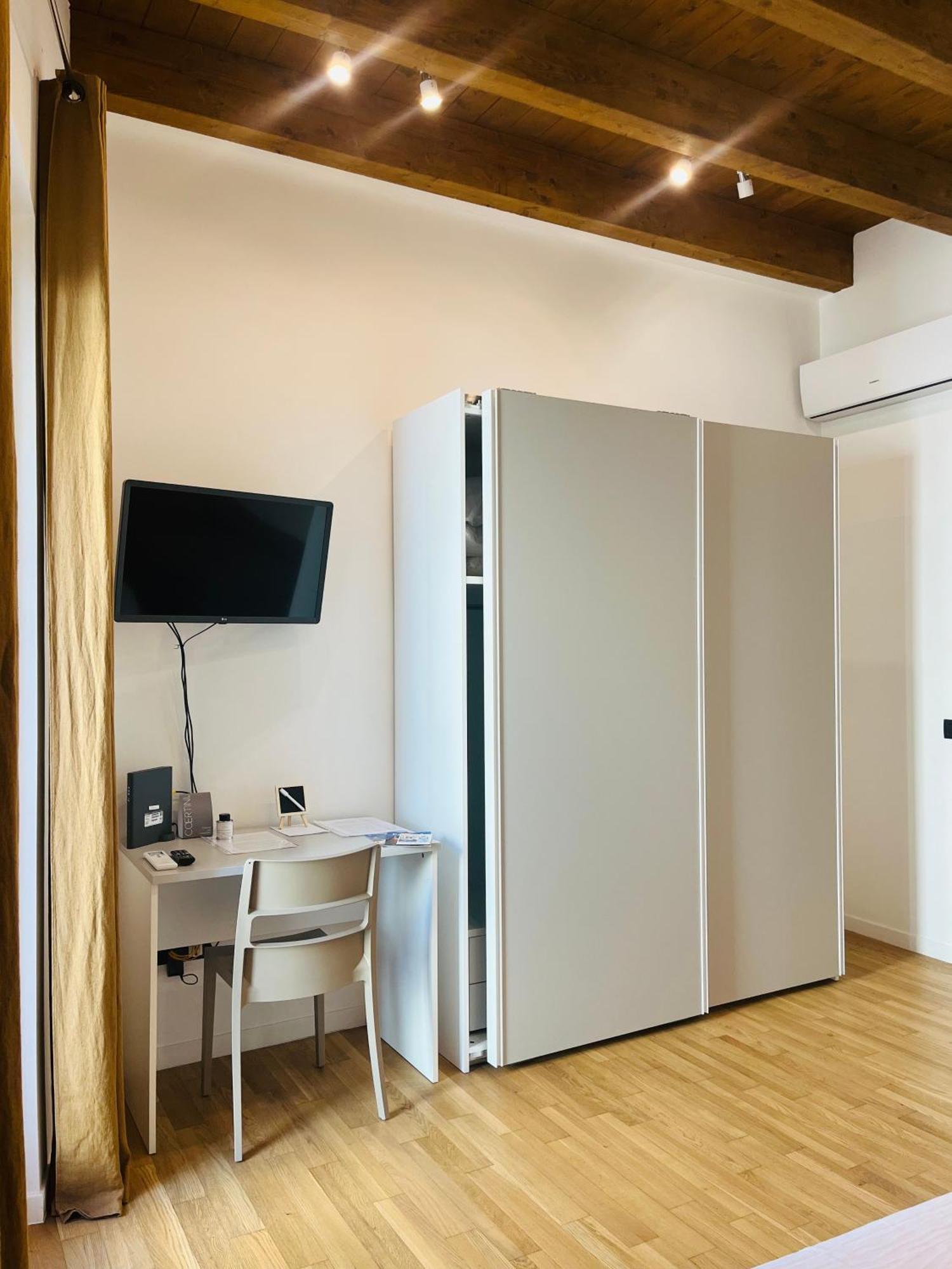 Dimora San Gaetano Apartment Bari Luaran gambar